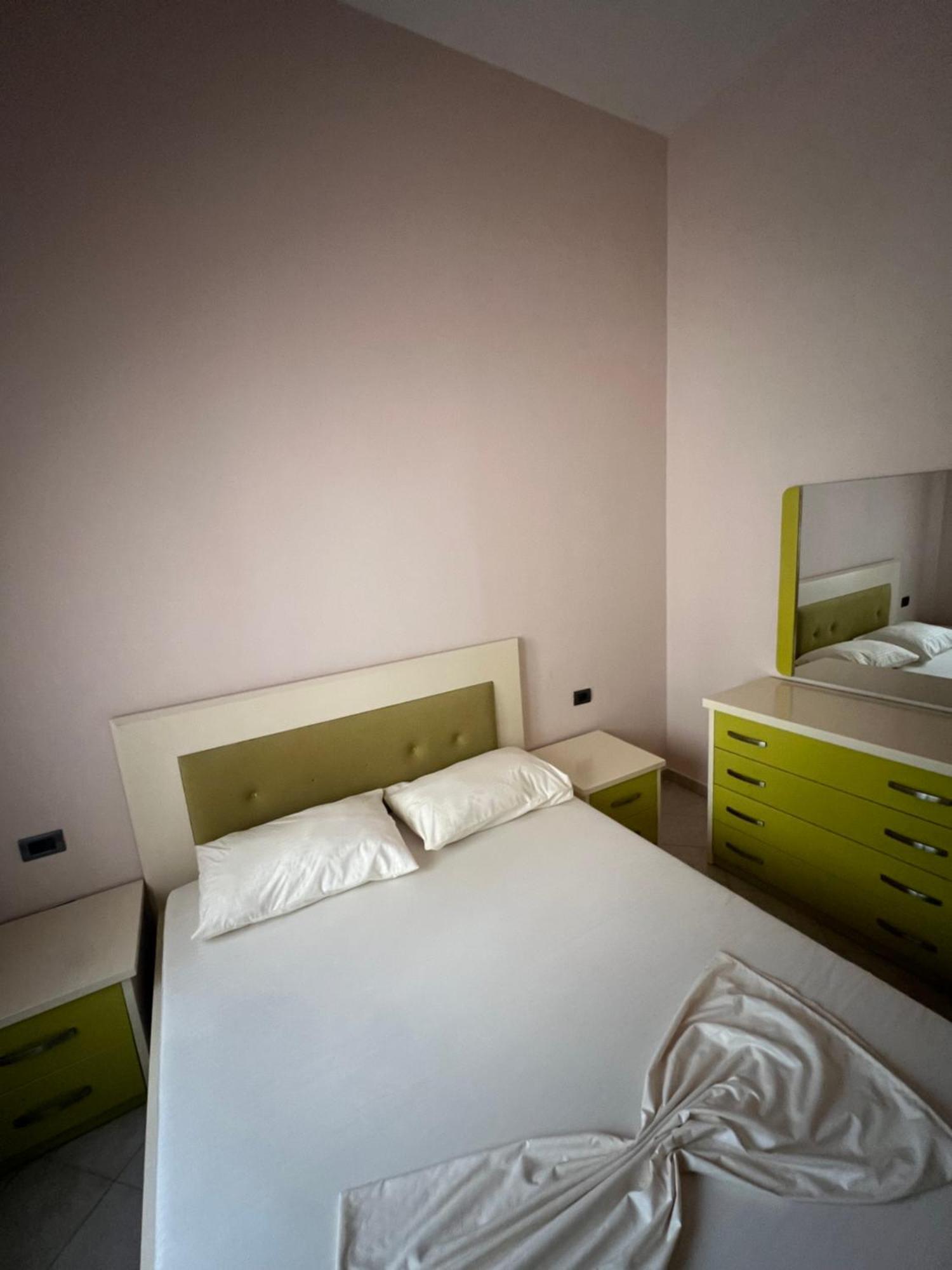 Marika Apart Hotel Golem  Zewnętrze zdjęcie